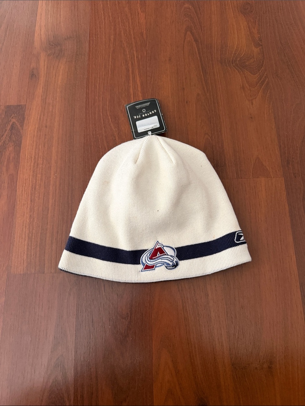 Reebok White and Navy Colorado Avalanche Beanie